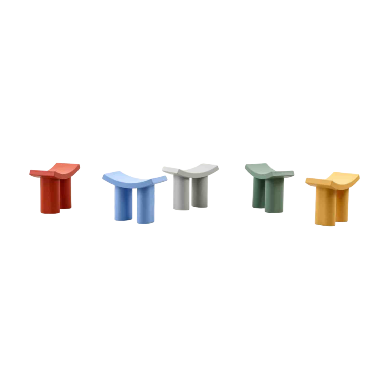 Plastic Chair Lounge - Abstract Geometric Design | LEUKHOME