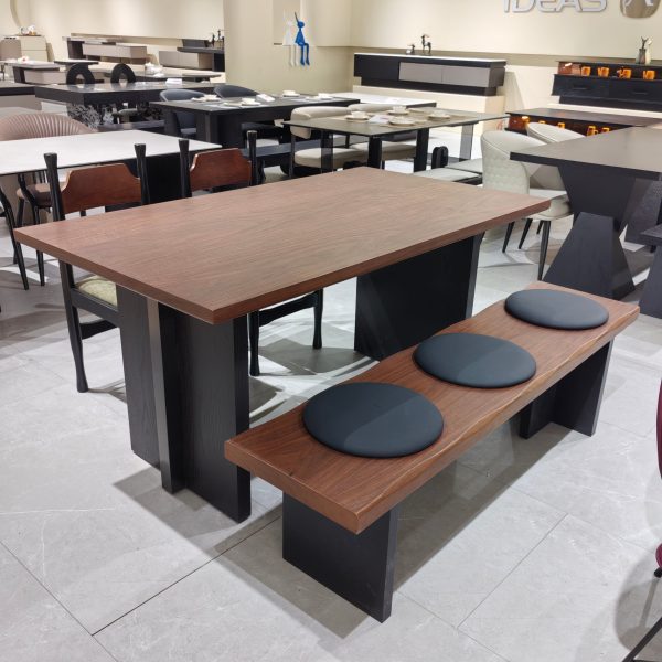 Dining Table Stainless Steel Wood Veneer LKD038DTAYG | LEUKHOME