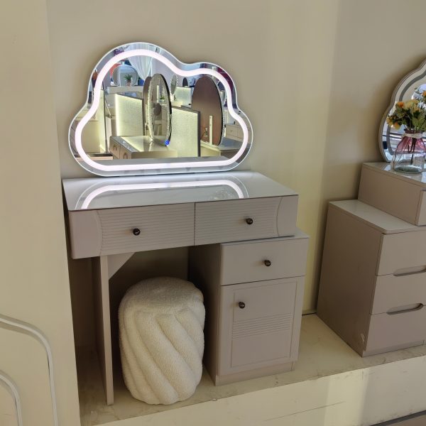 Exquisite Dresser Thermoforming with Texture Drawers | LEUKHOME