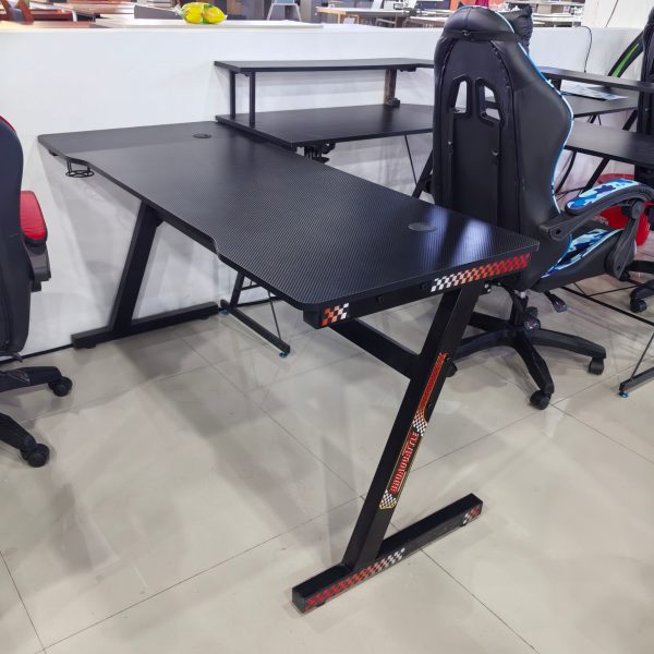 Gaming Table LKG028GTYN | LEUKHOME